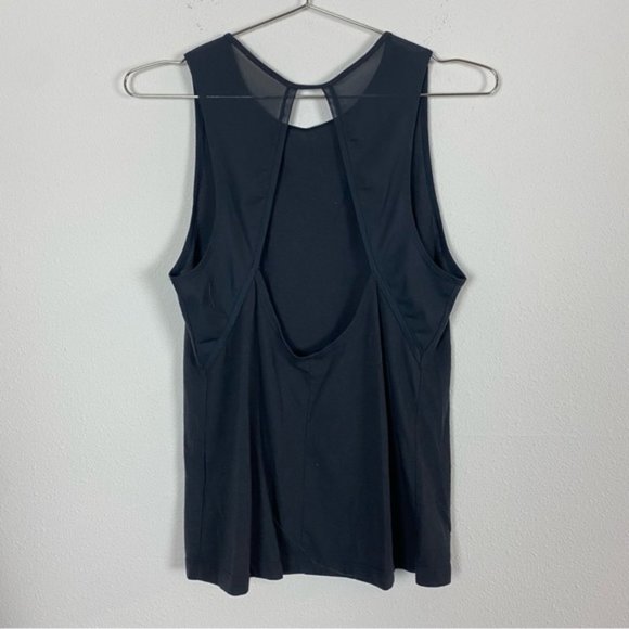 Nike Black Sporty Open Back Tank Top - Picture 1 of 3